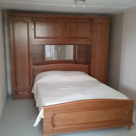 Semesterbostad Maison Jmb *