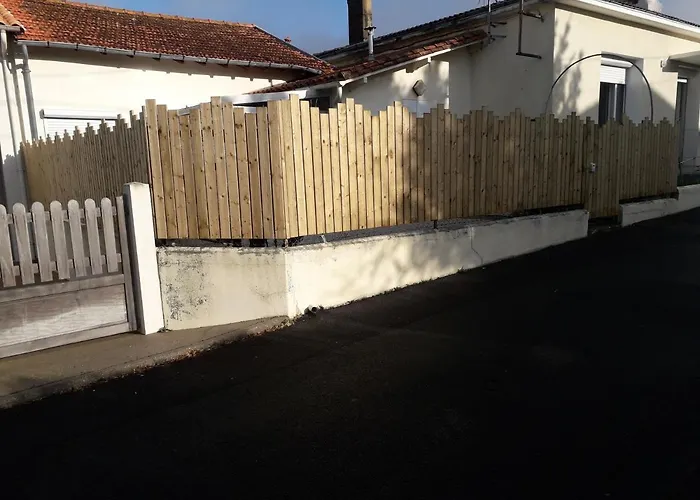 Prázdninový dům Maison Jmb Royan