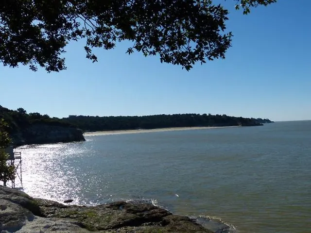 Prázdninový dům Maison Jmb Royan